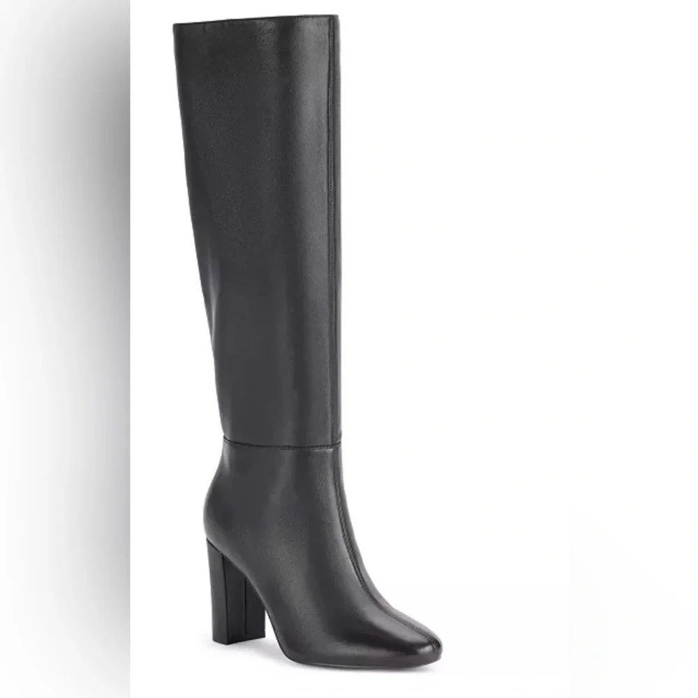 New KARL LAGERFELD PARIS Women's Vani Almond toe Heeled Boots 8